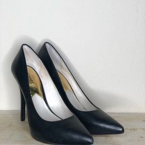 Michael Kors Black Heel size 8.5